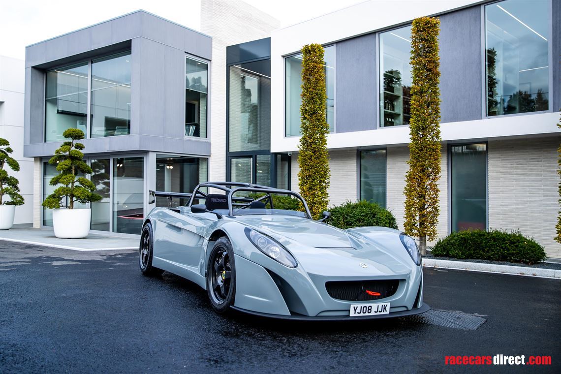 lotus-2-eleven---road-version-with-gt4-upgrad