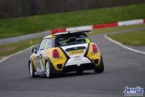 mini-challenge-jcw-race-car