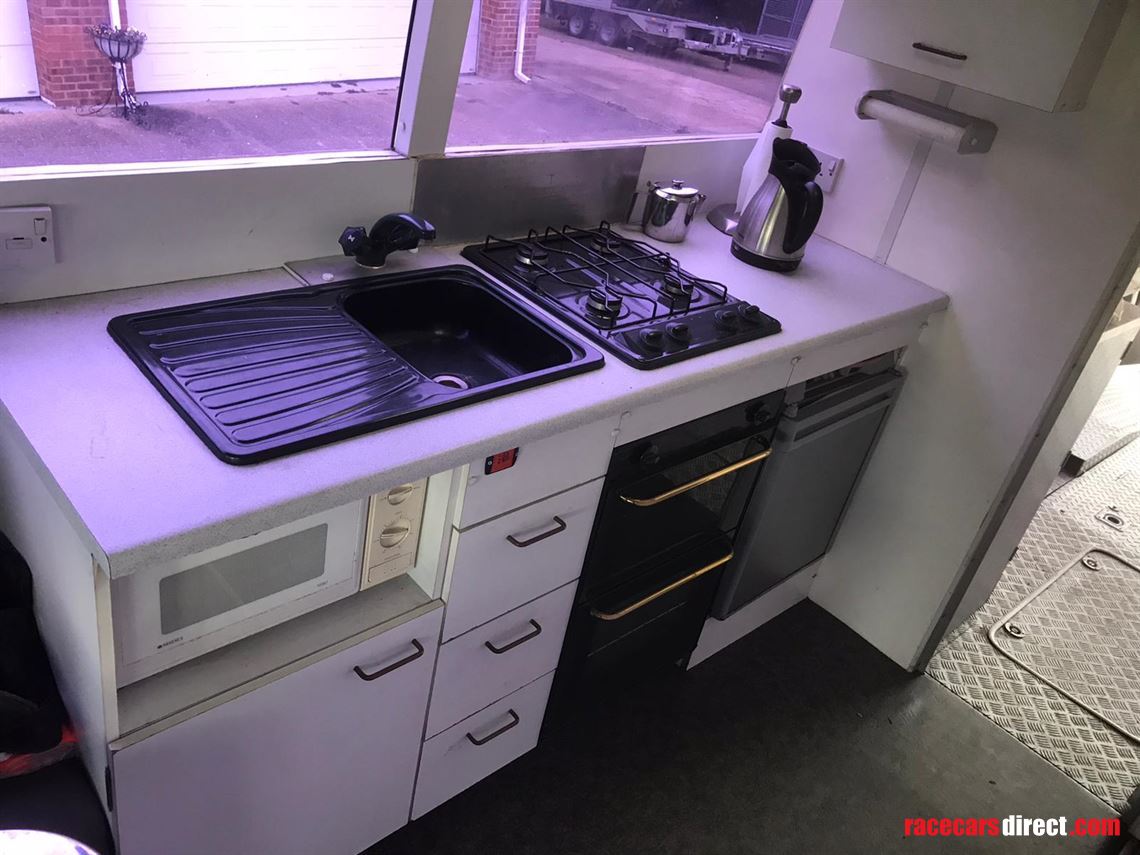 daf-motorhome-race-transporter