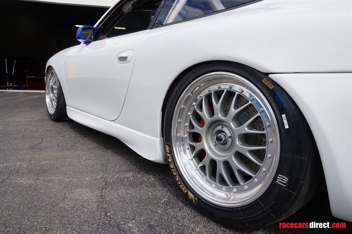 2004-porsche-996-gt3-cup