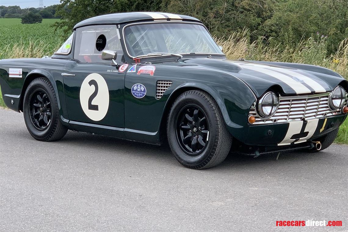 1964b-triumph-tr4-fia-race-car