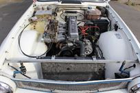 1972-triumph-tr6-race-car