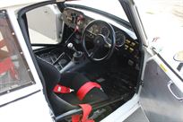 1972-triumph-tr6-race-car