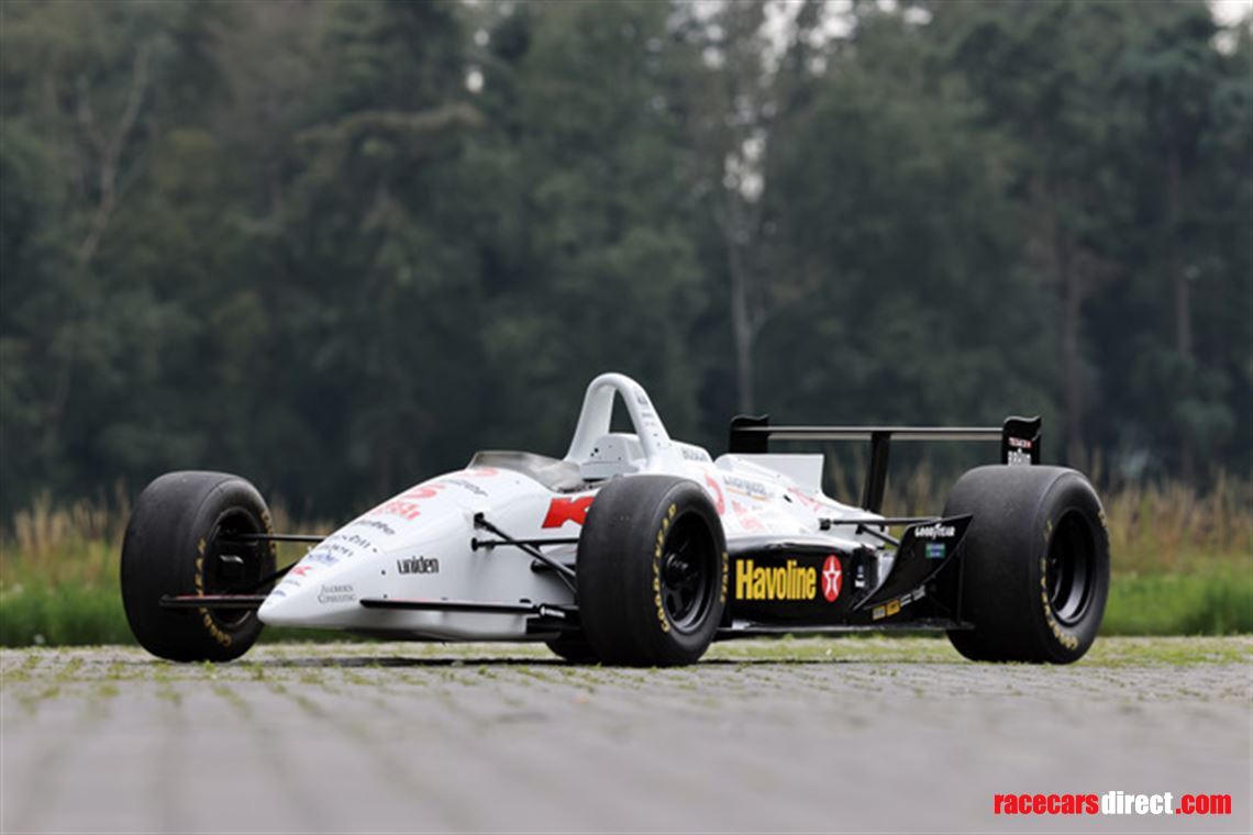 lola-indycar-original-chassis