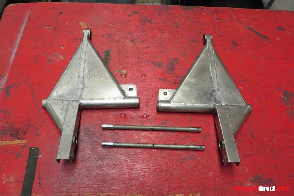 84-reynard-ff2000-parts