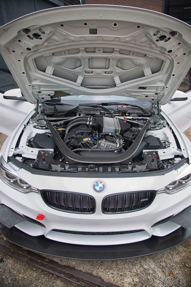 bmw-ekris-m4-gt4-evoii-2020