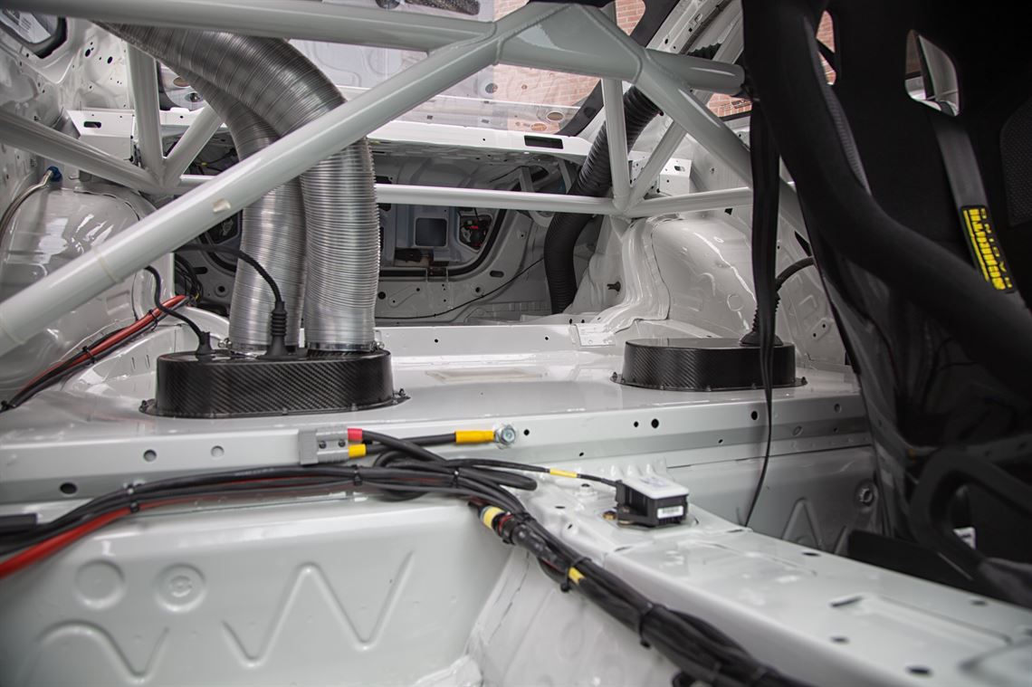 bmw-ekris-m4-gt4-evoii-2020