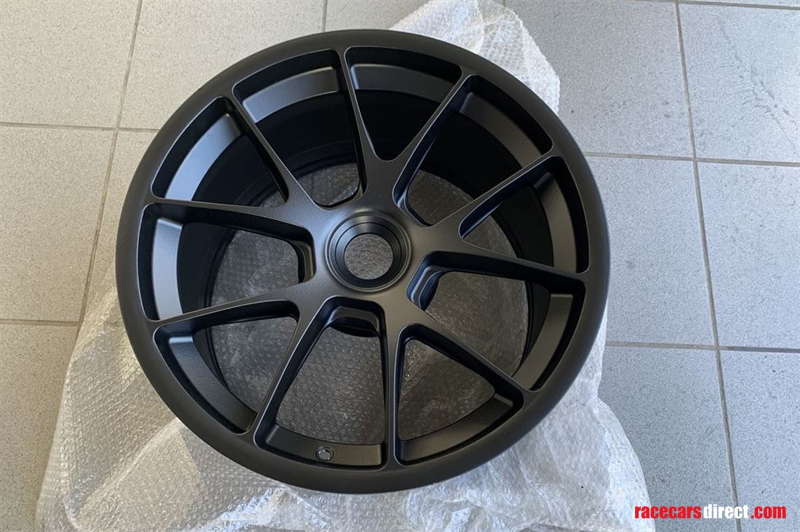 porsche-gt3-cup-9912-2017