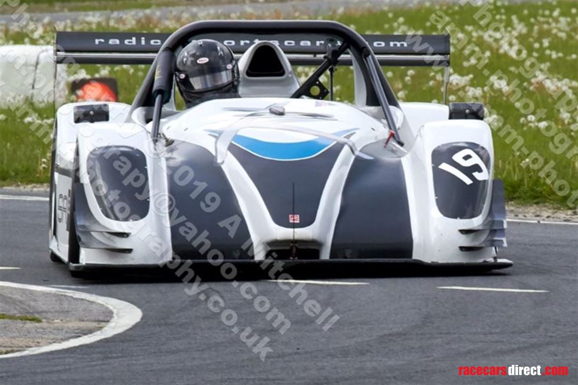 2009-radical-sr8-rs