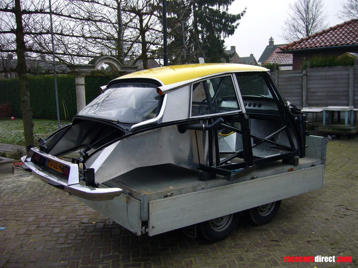 citroen-ds-toyota-landcruiser