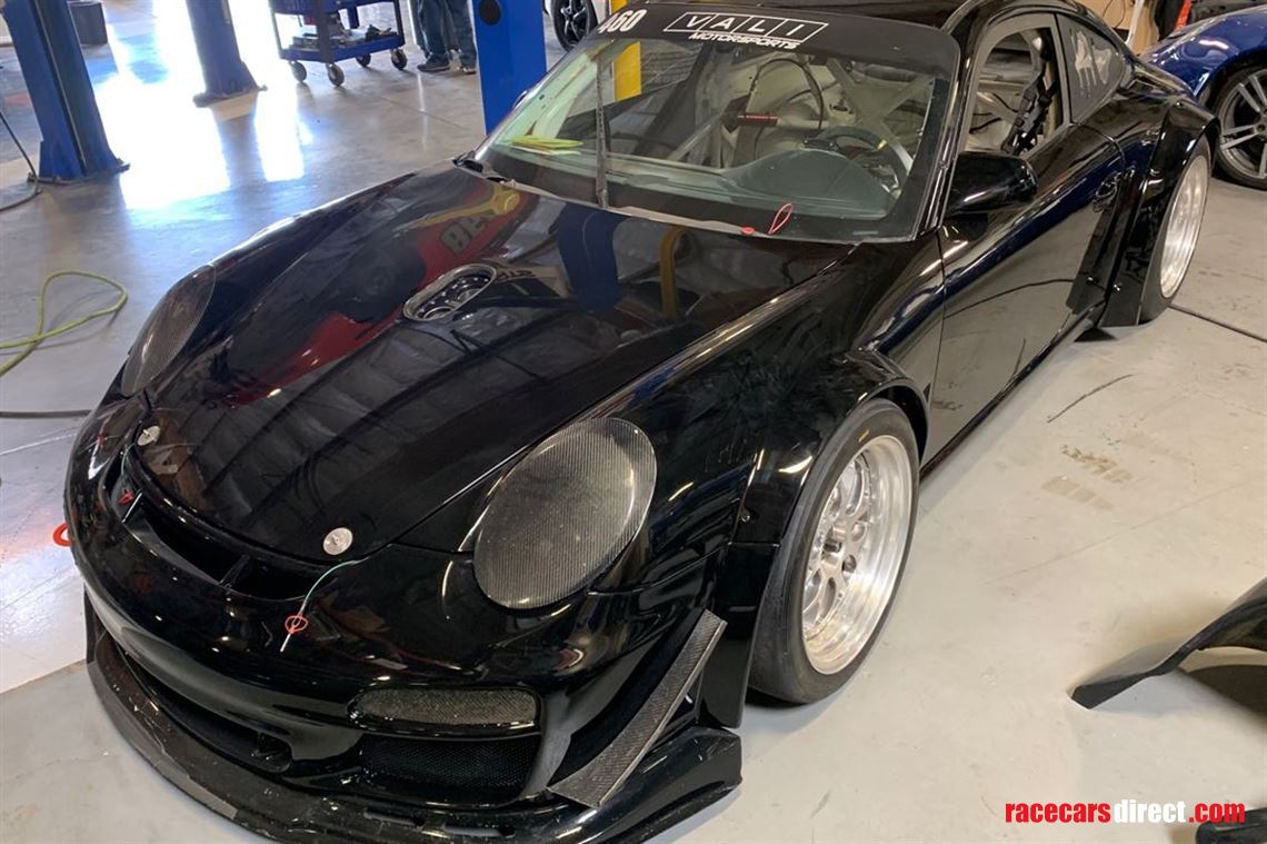 2009-porsche-rsr-cup-car