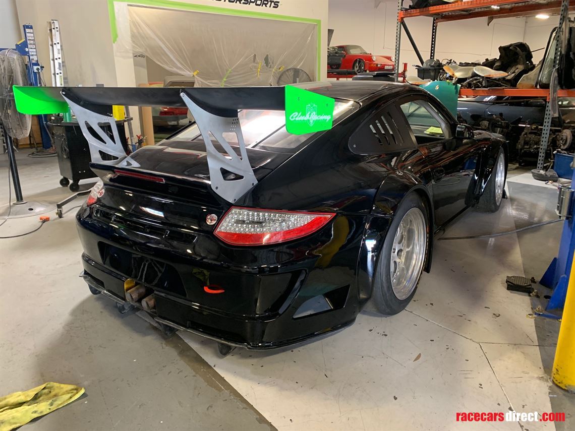 2009-porsche-rsr-cup-car