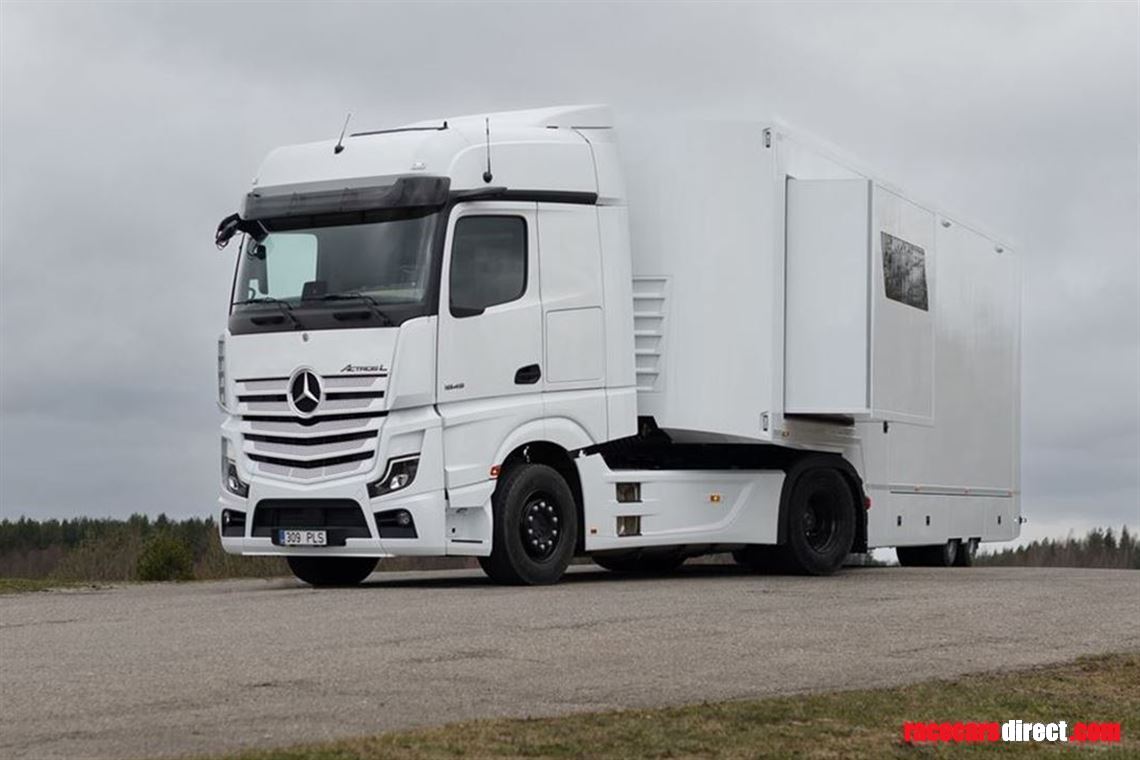 pro-series-race-trailer-by-stella-works