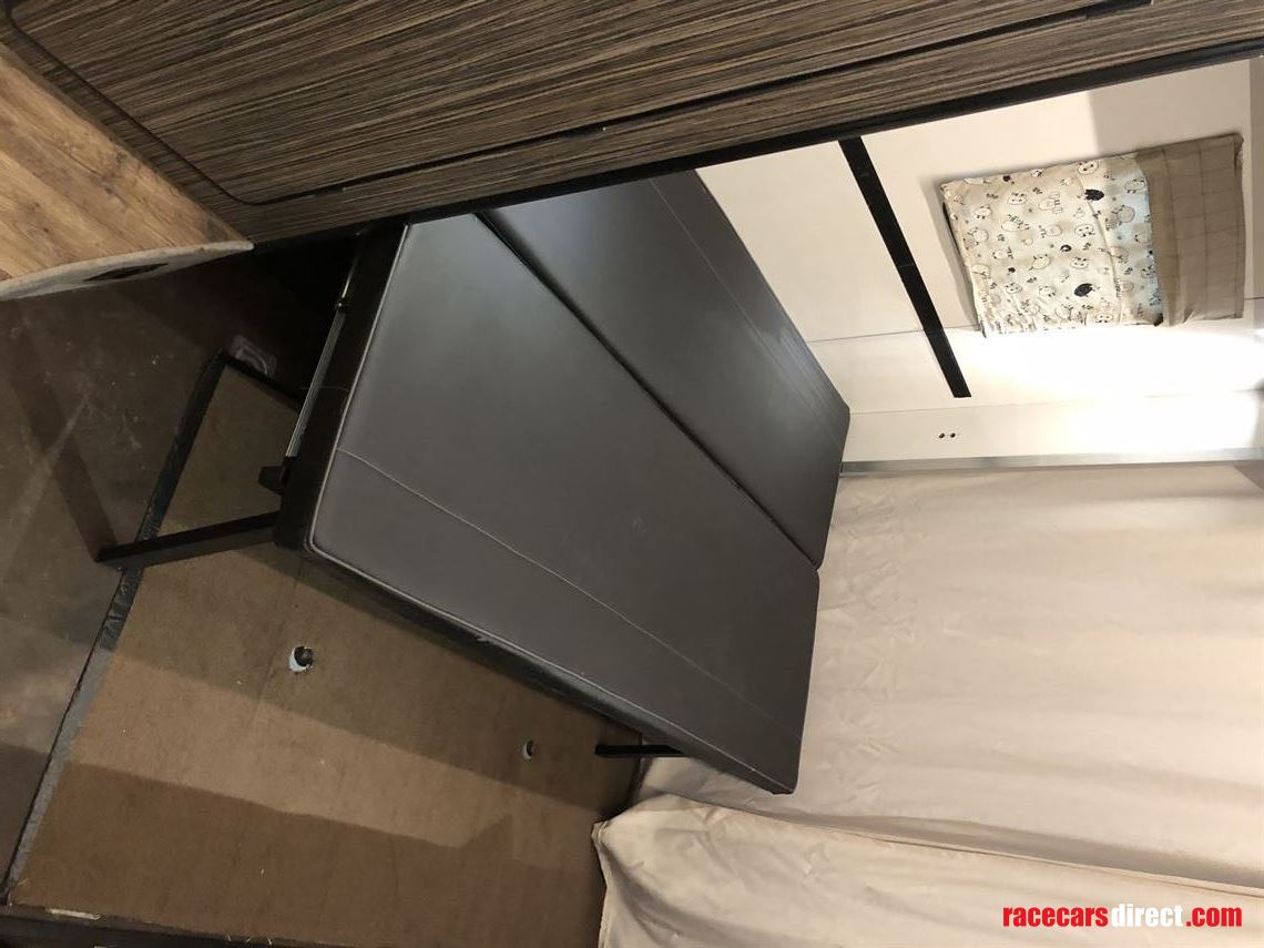 2011-iveco-daily-7-ton-motorhome-race-transpo