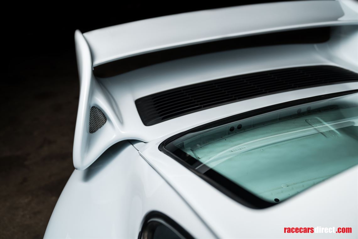 1997-porsche-911-cup-38