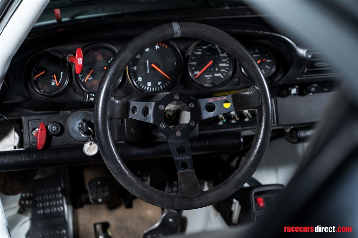 1997-porsche-911-cup-38