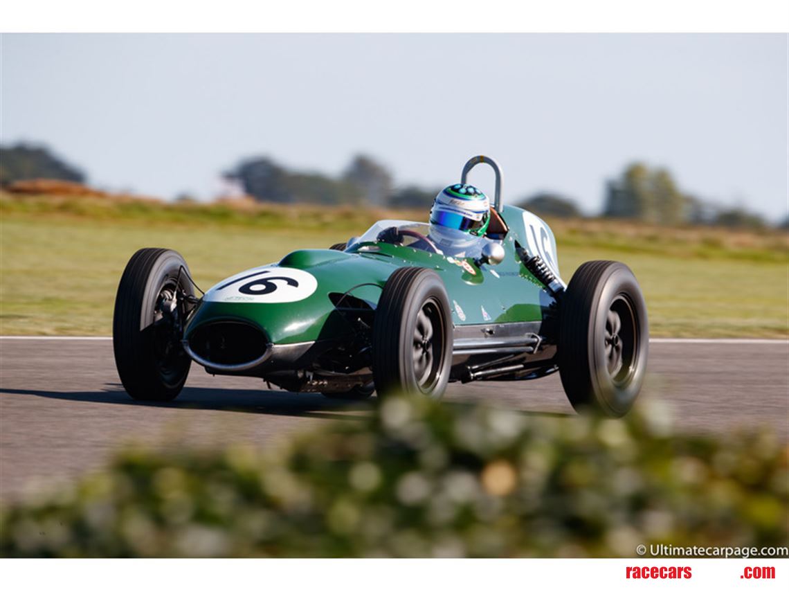 lotus-16---driven-by-graham-hill-and-david-pi