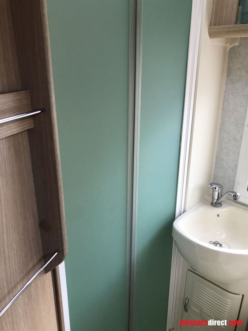 rimor-677tc-6-berth-motorhome-with-large-gara