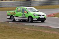 2017-ssangyong-musso-pick-up-challenge