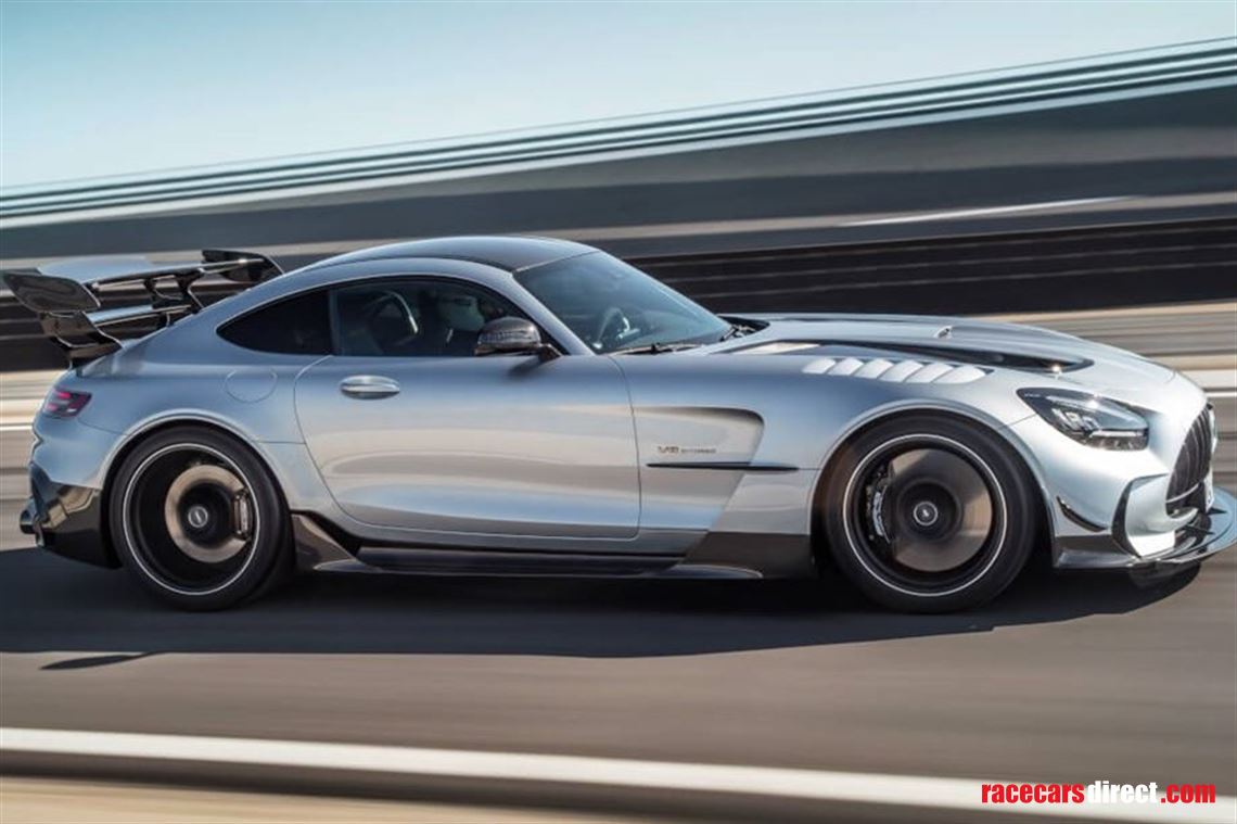 mercedes-amg-gt-black-series
