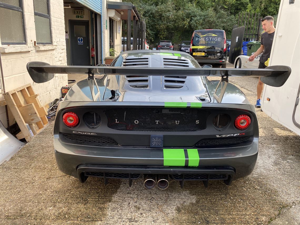 lotus-exige-cup-r