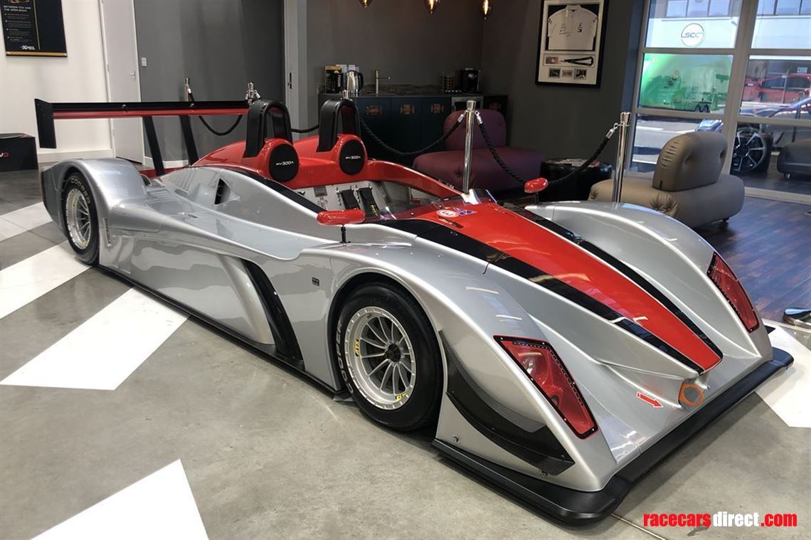 lola-caterham-sp300r-sports-prototype-lmp