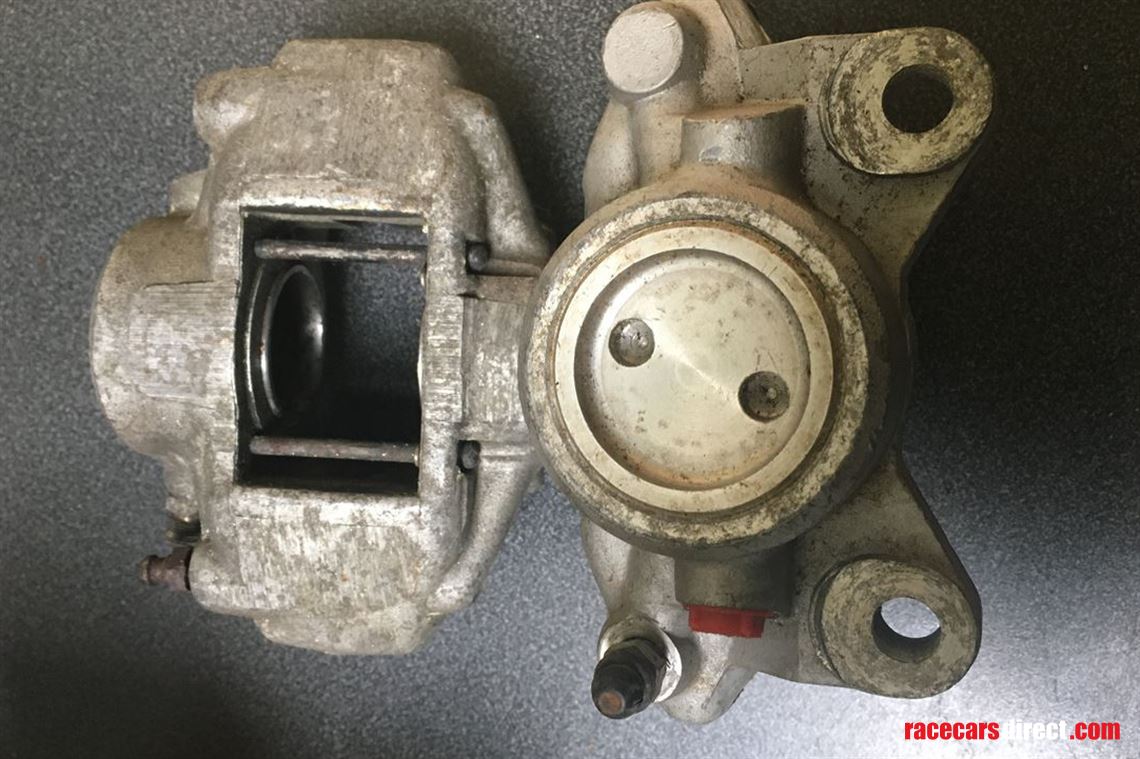 girling-d12-alloy-calipers