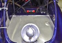 1962-fia-jaguar-e-type-coupe-with-new-htp