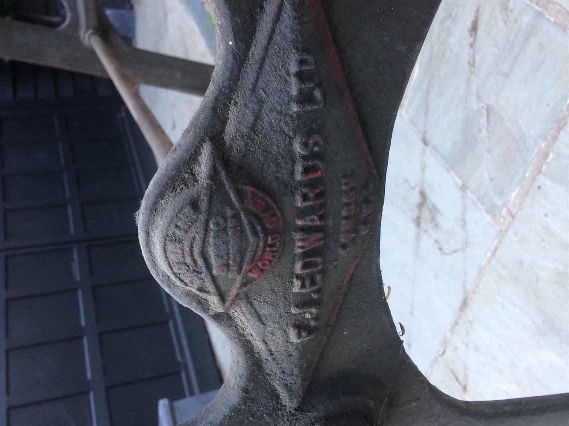 metal-rolls-made-in-england-by-edwards-of-lon