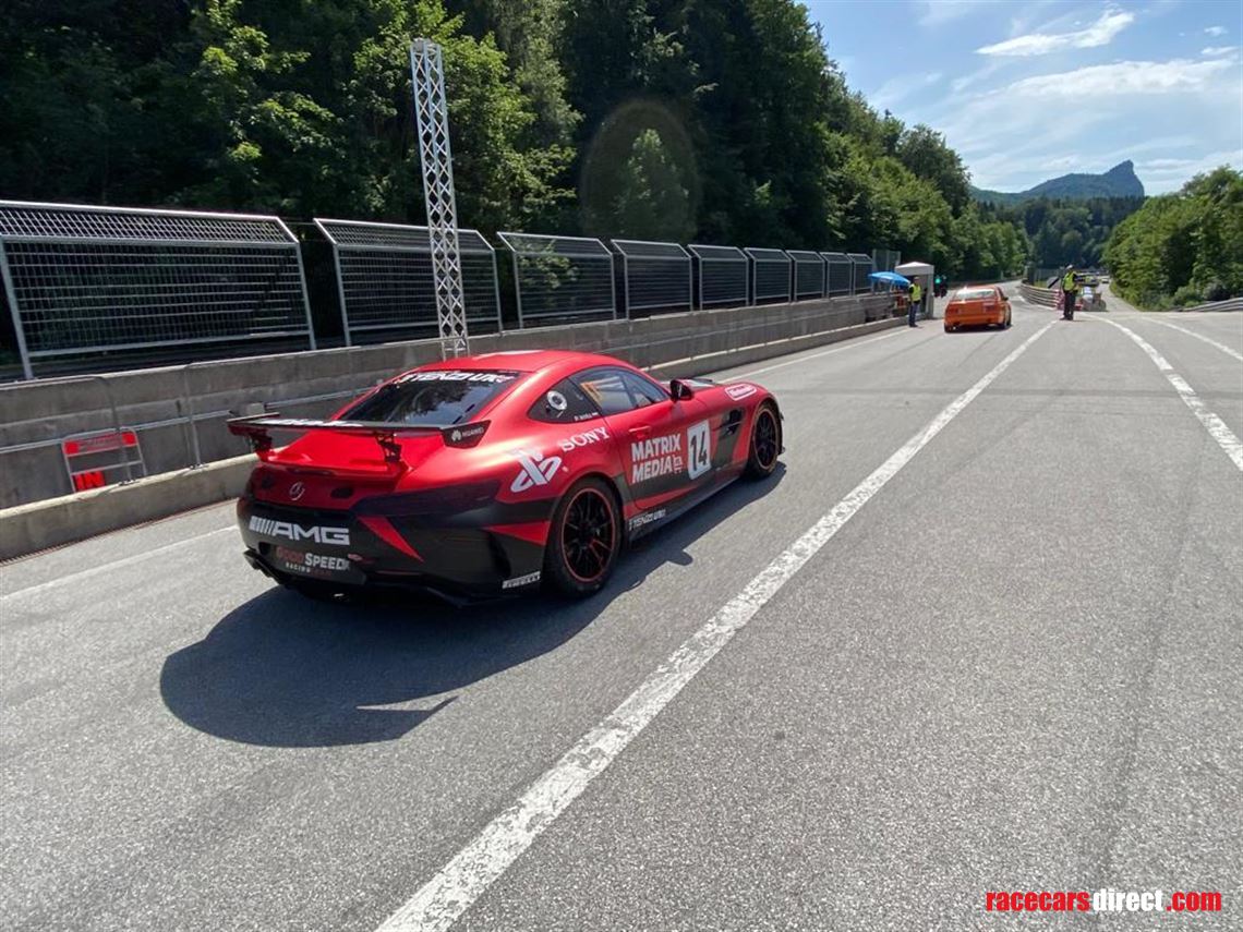 mercedes-benz-amg-gt4-2018