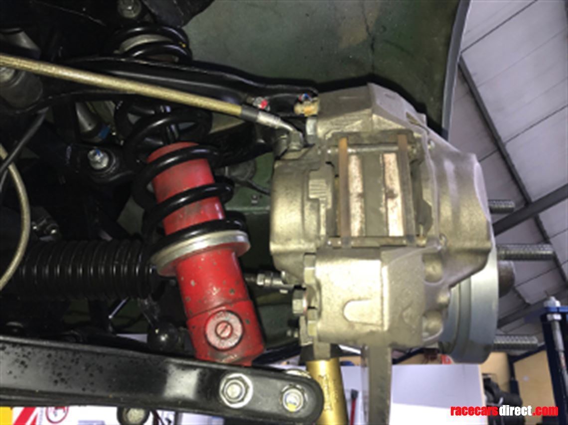 1965-marcos-1800-gt-fia-htp