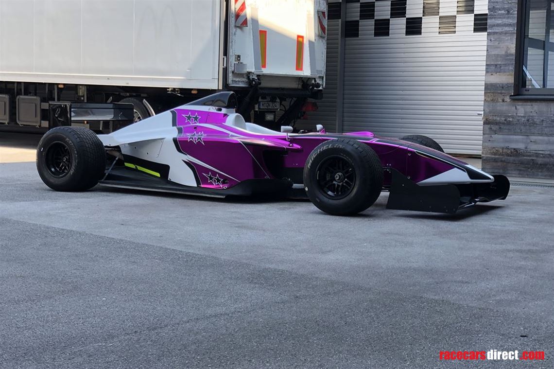 sold---nissan-dallara-world-series-2004