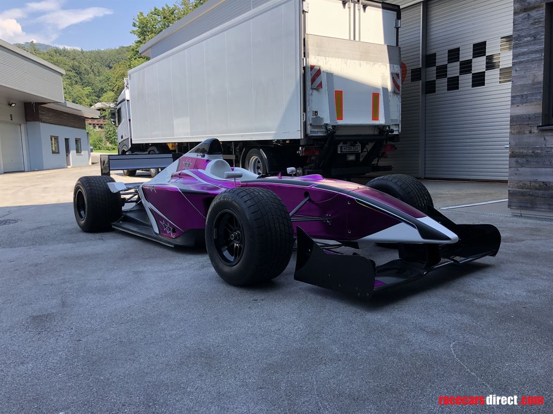 sold---nissan-dallara-world-series-2004