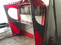 pitwall-perch-with-monitors