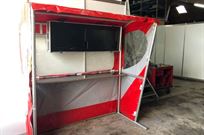 pitwall-perch-with-monitors