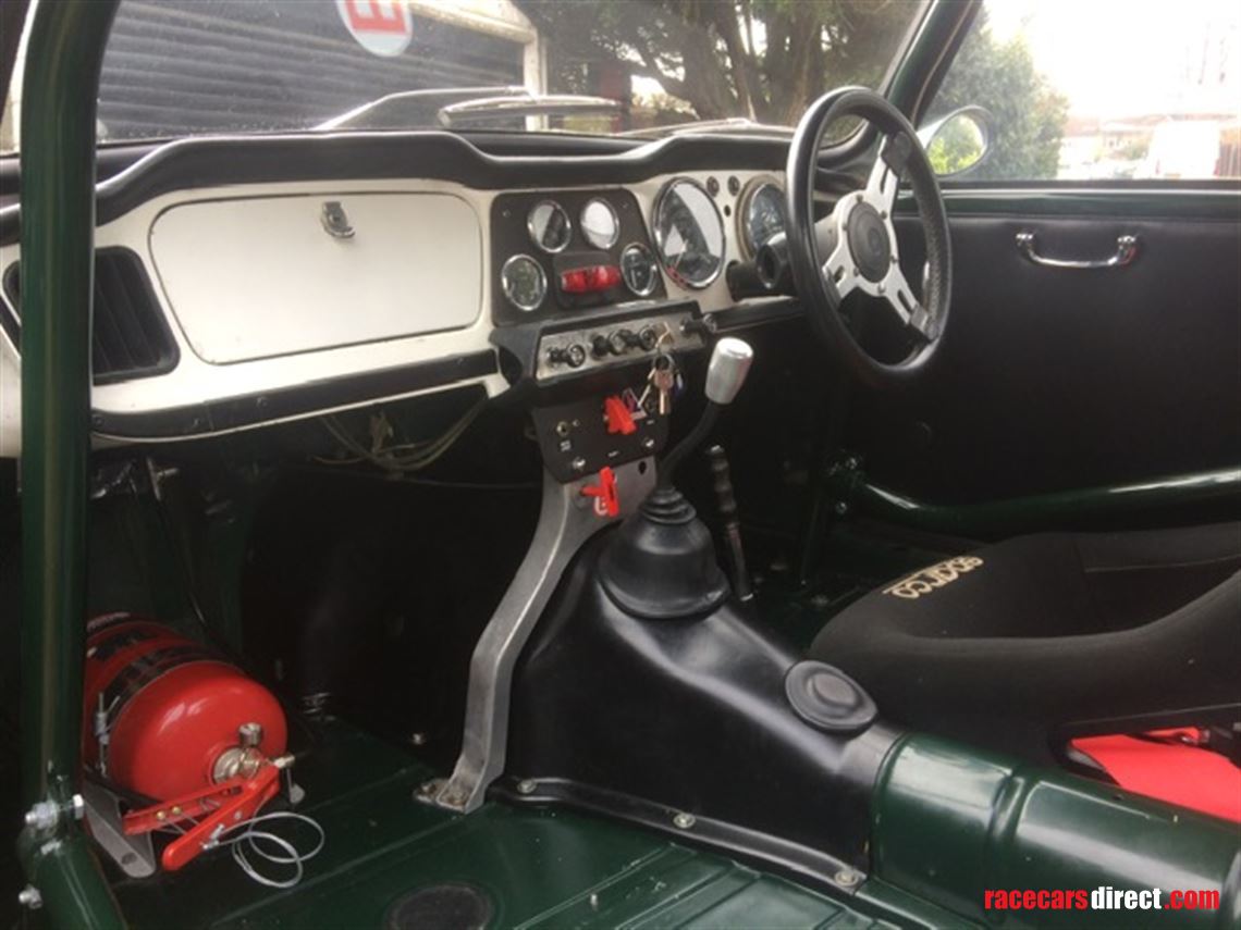 1964-triumph-tr4-race-car-in-british-racing-g