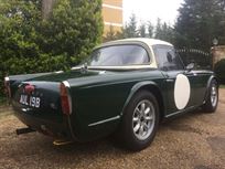 1964-triumph-tr4-race-car-in-british-racing-g
