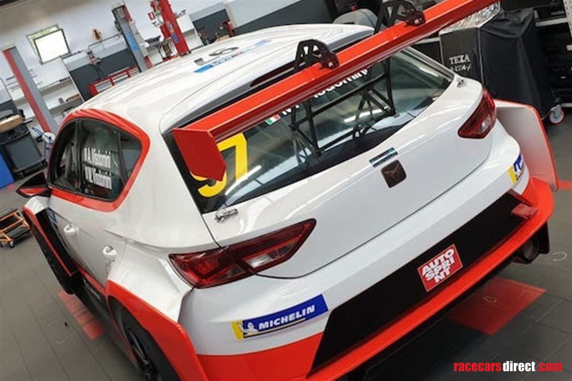 seat-leon-cupra-tcr-dsg