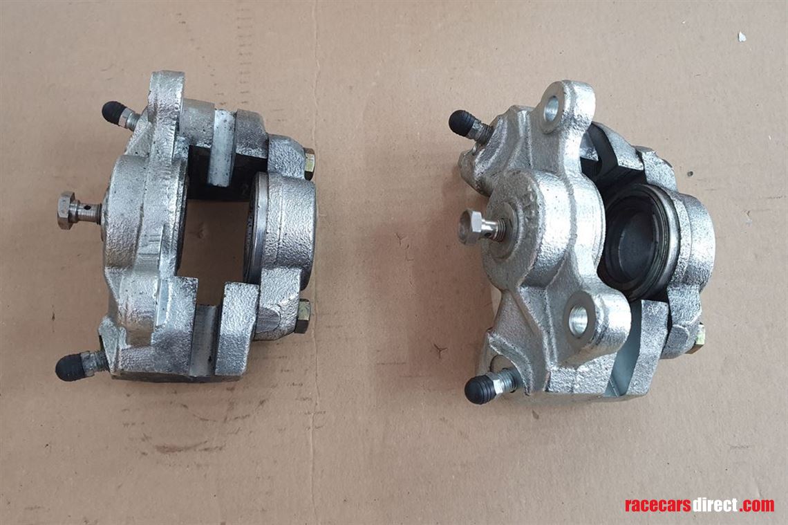 formula-ford-1600-brake-calipers