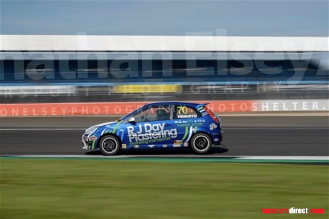 st-xr-challenge-car-fiesta-st150