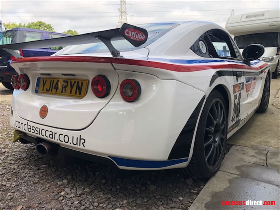 ginetta-g40-cup-road-legal-race-car