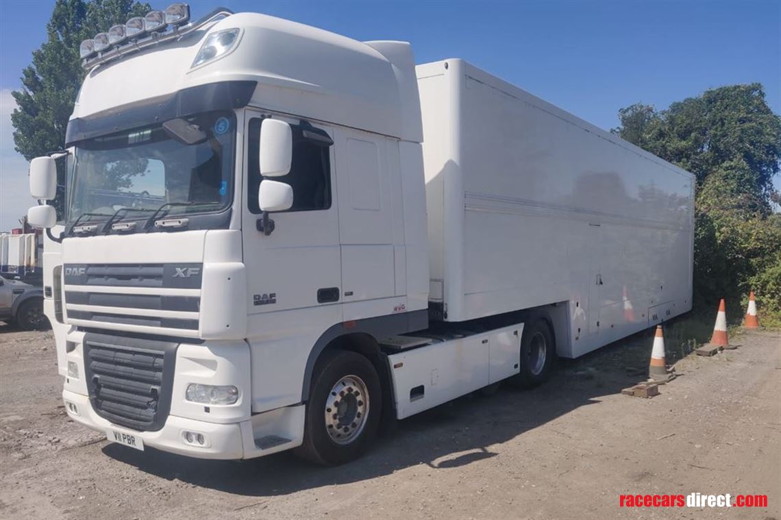daf-x105510-space-cab-montracon-race-trailer