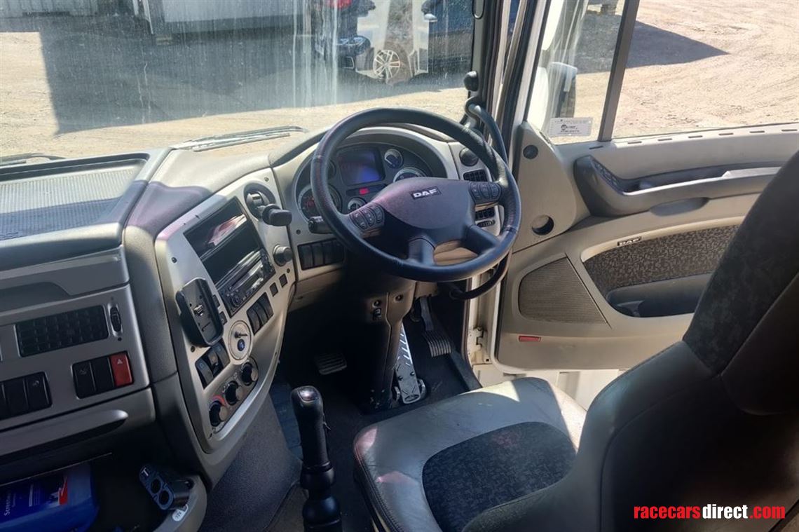 daf-x105510-space-cab-montracon-race-trailer