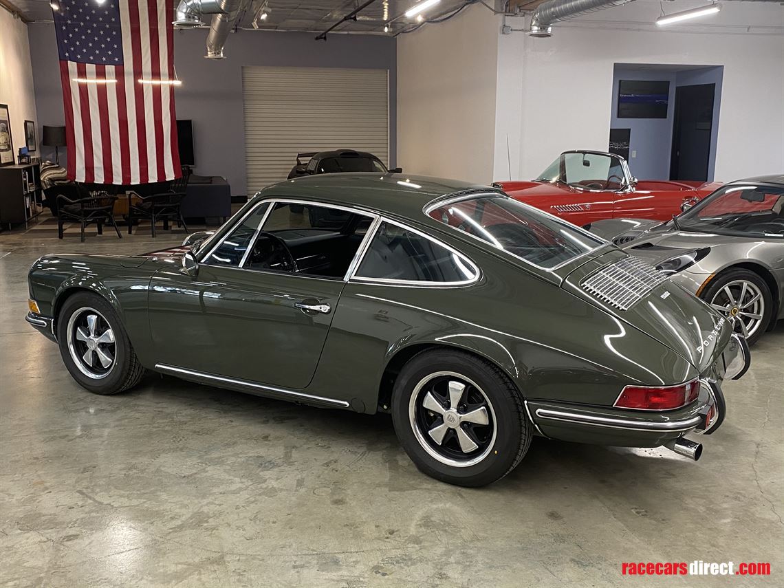 1970-porsche-911t-ground-up-restoration-4-pur