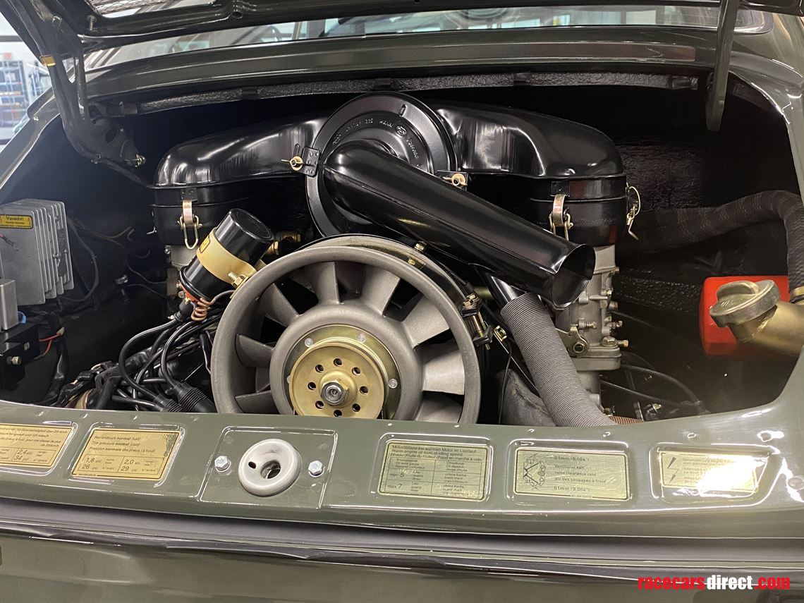 1970-porsche-911t-ground-up-restoration-4-pur