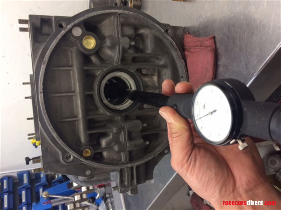 1970-porsche-911t-ground-up-restoration-4-pur