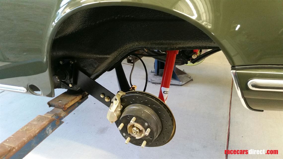 1970-porsche-911t-ground-up-restoration-4-pur