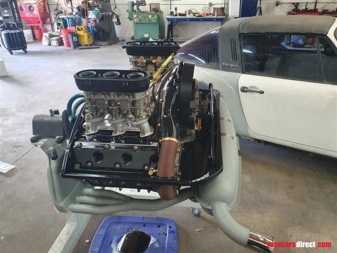 1970-porsche-911t-ground-up-restoration-4-pur