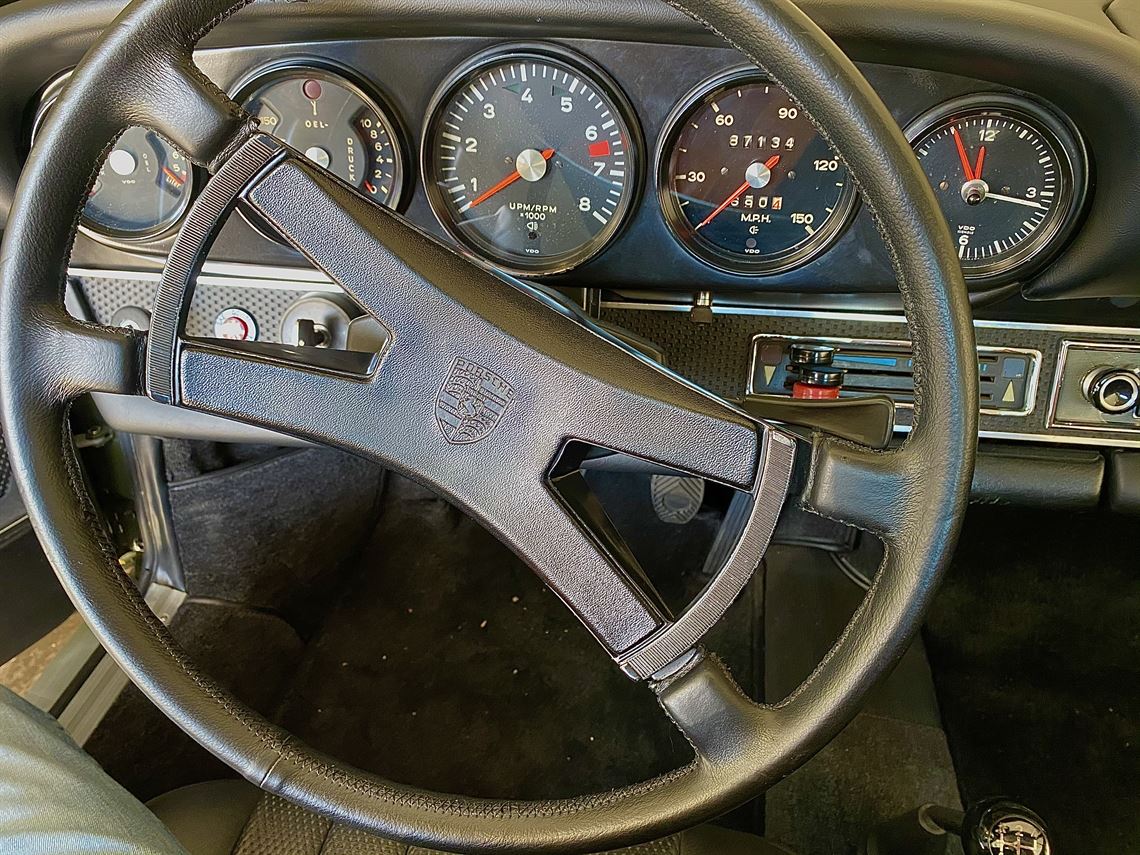 1970-porsche-911t-ground-up-restoration-4-pur