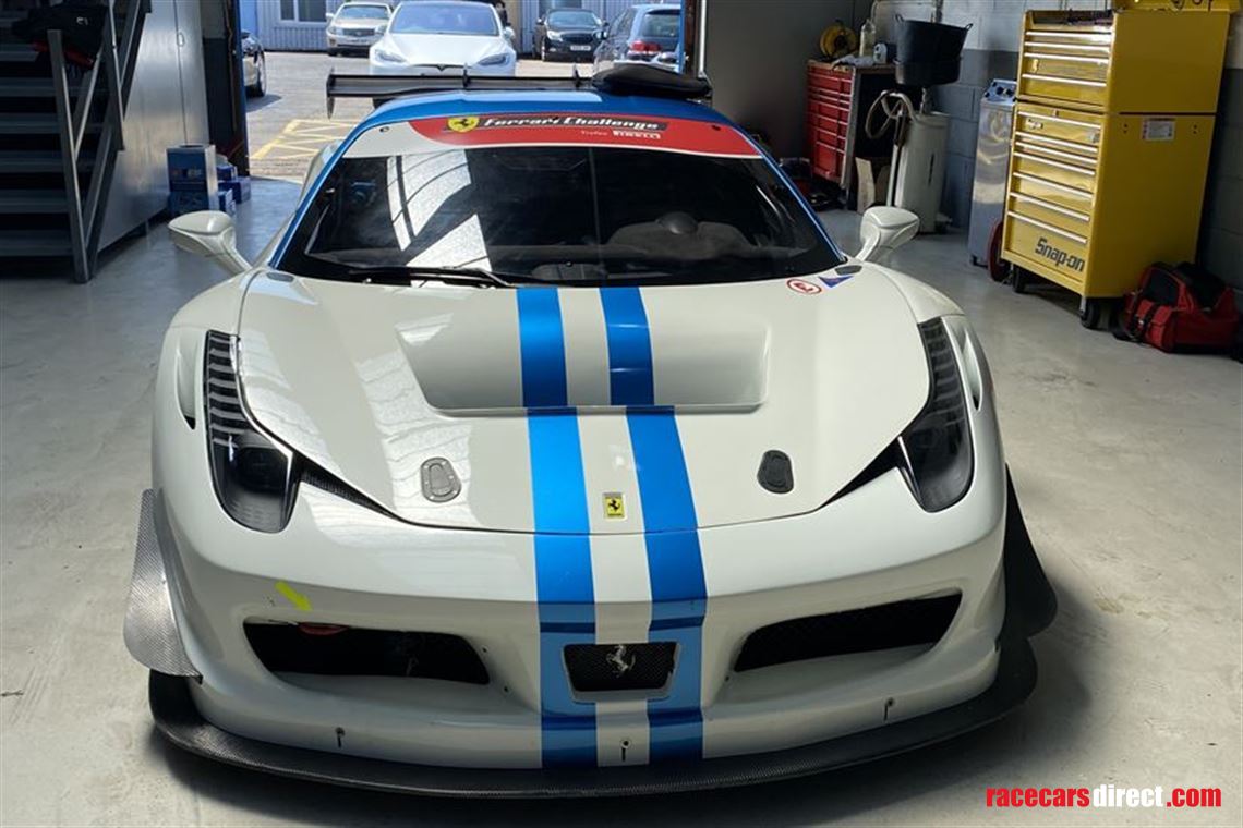ferrari-458-challenge-evo